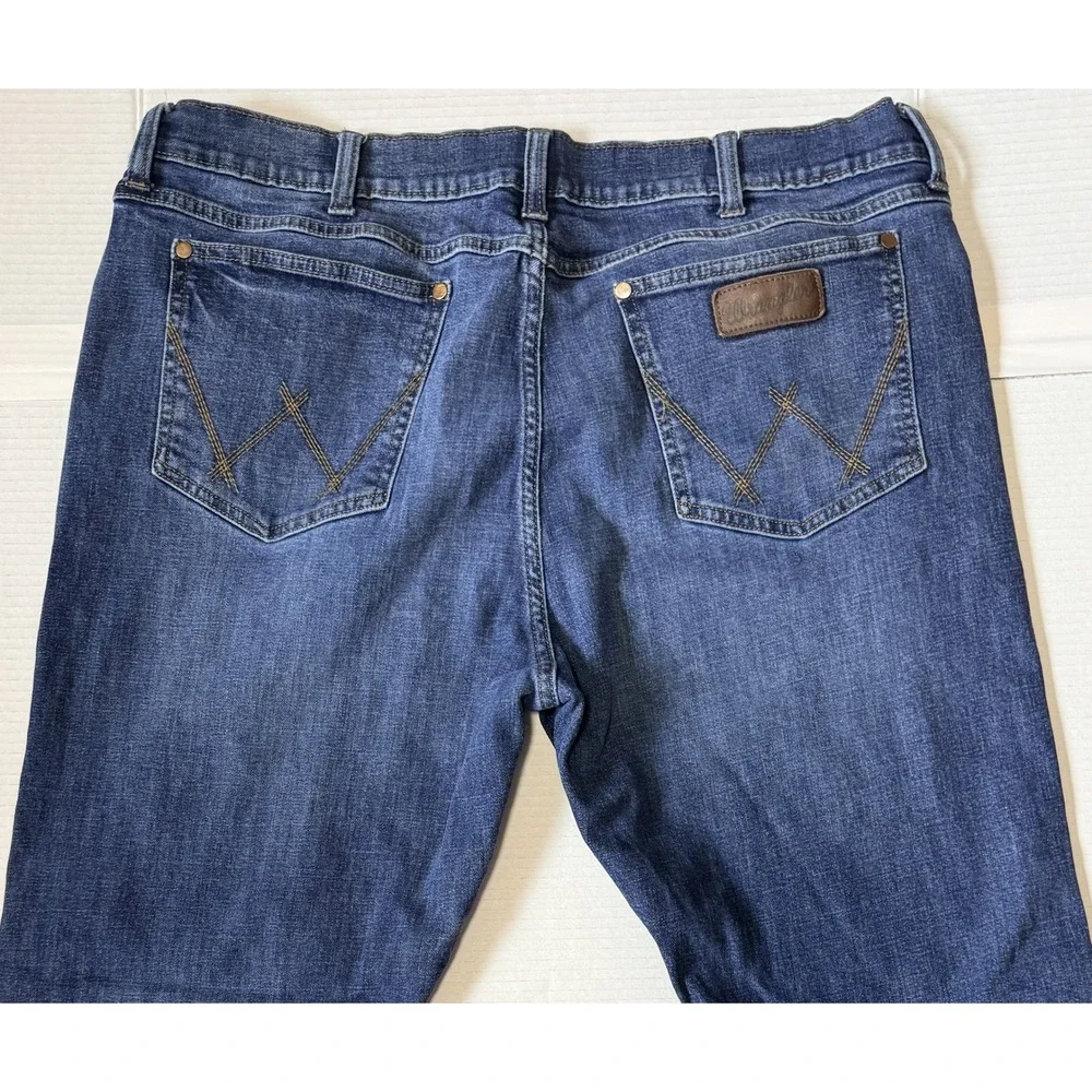 WRANGLER Retro - Men's Jeans - Relaxed Bootcut Stretch Denim WRT20BS - 40x32